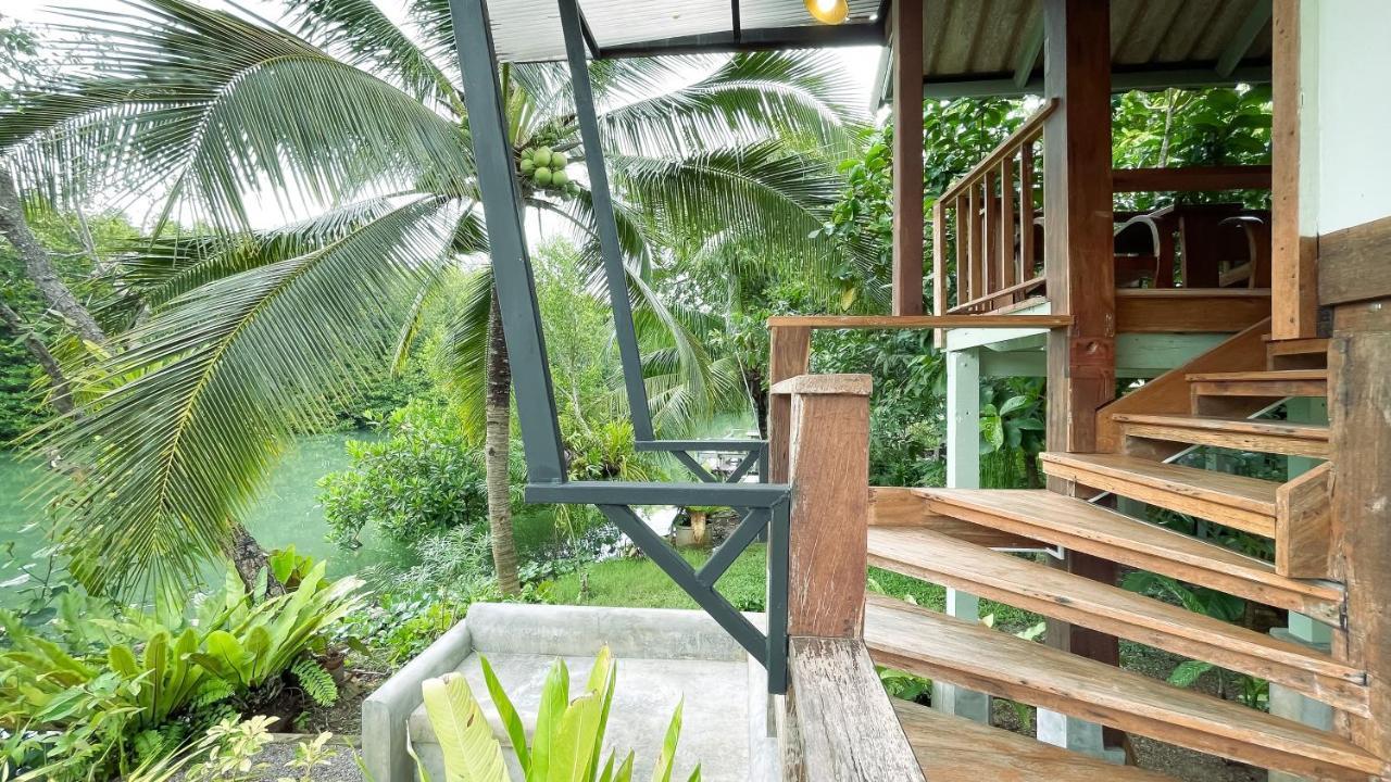 Rimsira Villa Chumphon Exterior photo