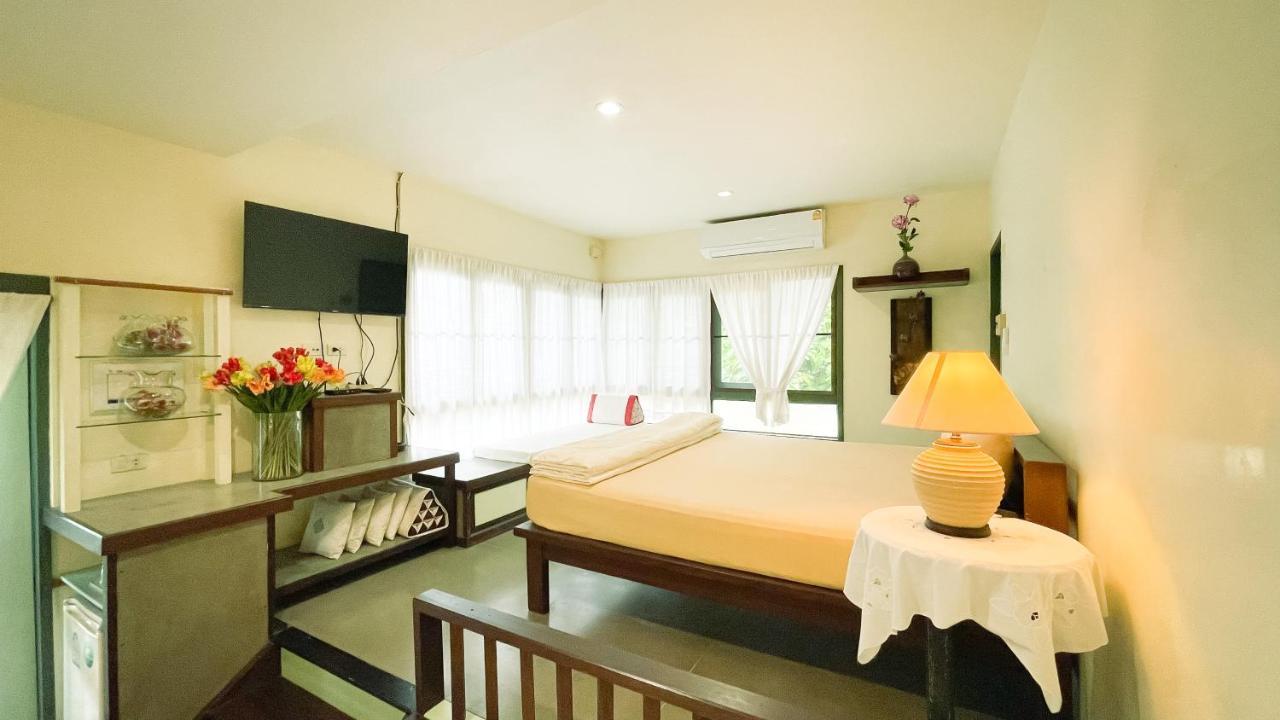 Rimsira Villa Chumphon Exterior photo